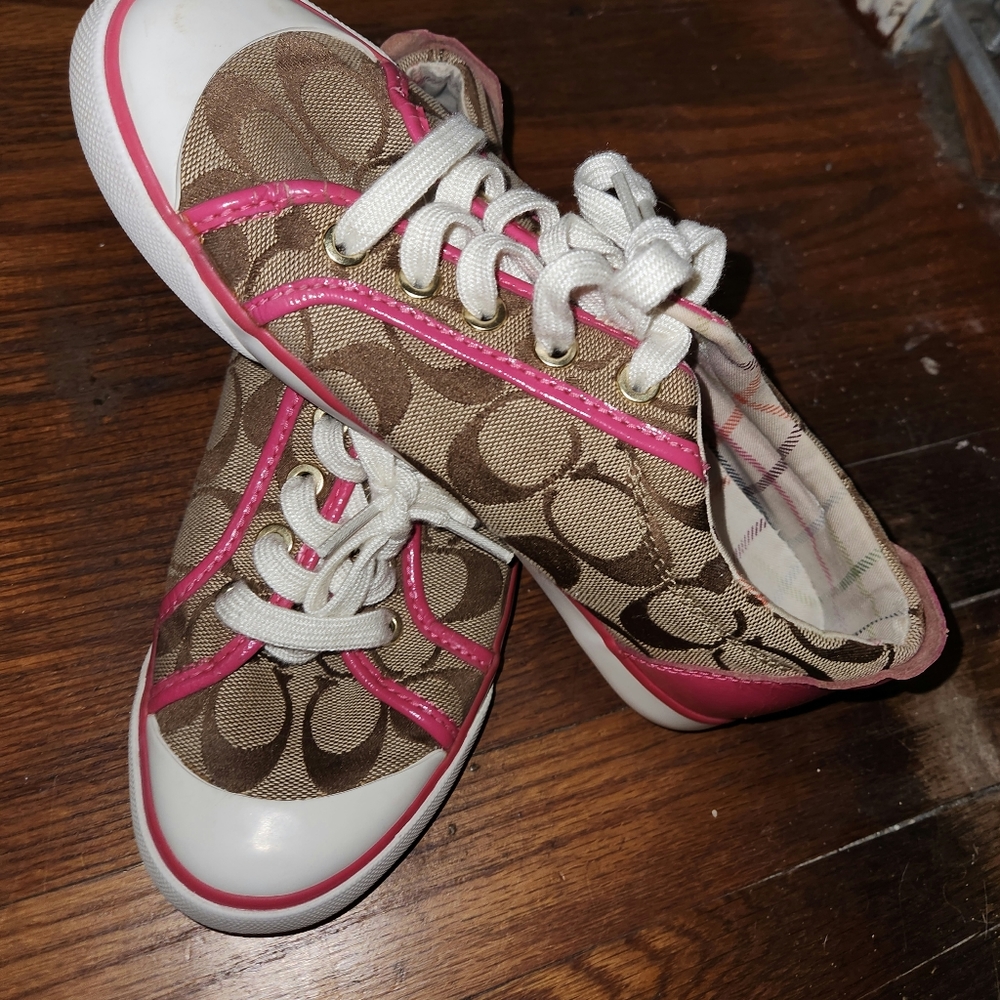 Signature C Coach Barrett shoes